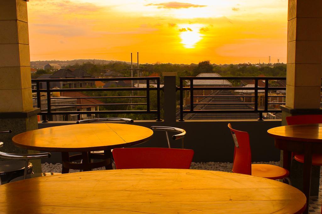 Ramantika Bali House Otel Jimbaran Dış mekan fotoğraf