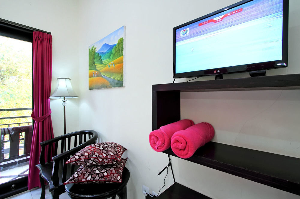 Ramantika Bali House Otel Jimbaran Dış mekan fotoğraf